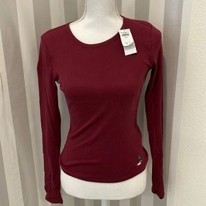 Small hollister long sleeve basic